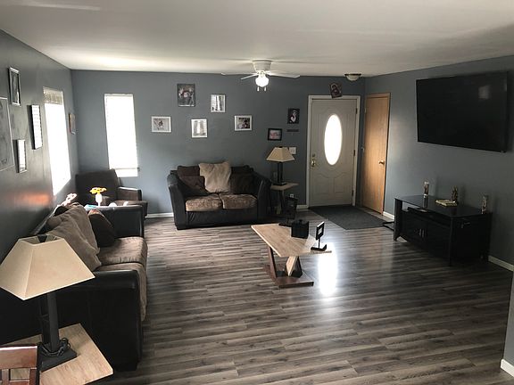 4th image of 422 Kenwood Dr