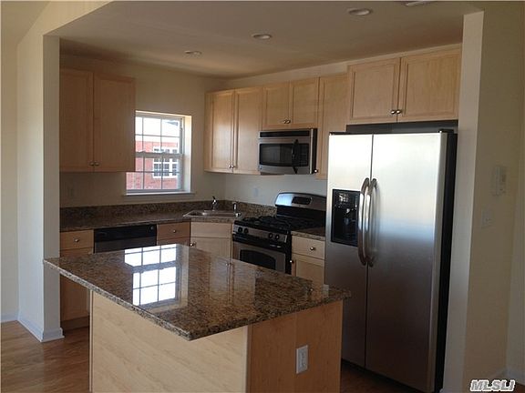4th image of 12222 Powells Cove Blvd #116