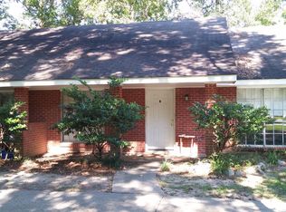 301 Walnut St #B, Mandeville, LA 70471