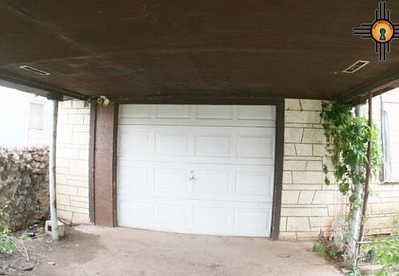 3rd image of 313 E Brady Ave