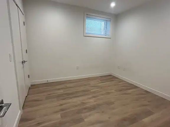 4th image of 5549 University Blvd #1A