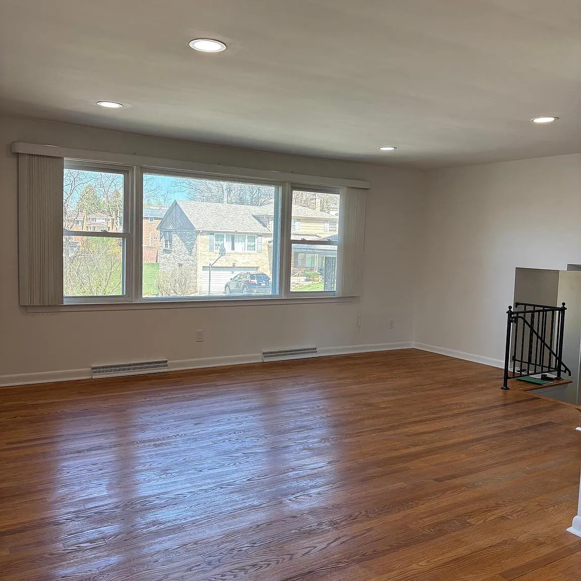 3 bed, 1800 sqft, $2,650 — Photo 4
