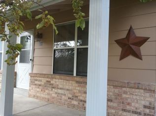 111 Park Valley Ct, Saint Peters, MO 63376