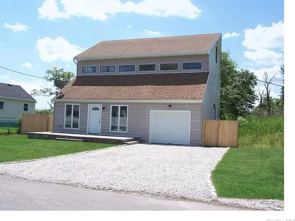 36 Magnolia Drive, Mastic Beach, NY 11951