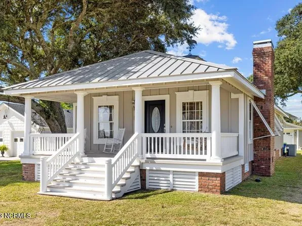 208 Hill Street, Cedar Point, NC 28584