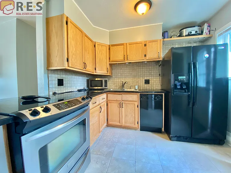 5495 Nebraska Way — Photo 4