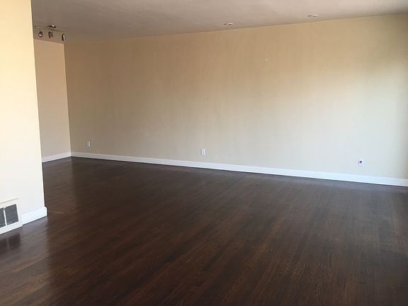 5th image of 54 Terra Vista Ave