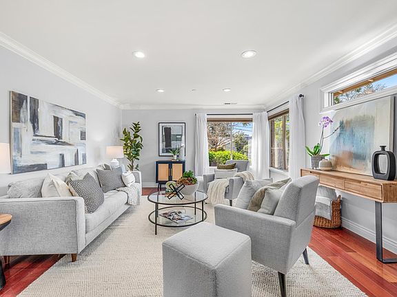 5th image of 16 Washington Avenue