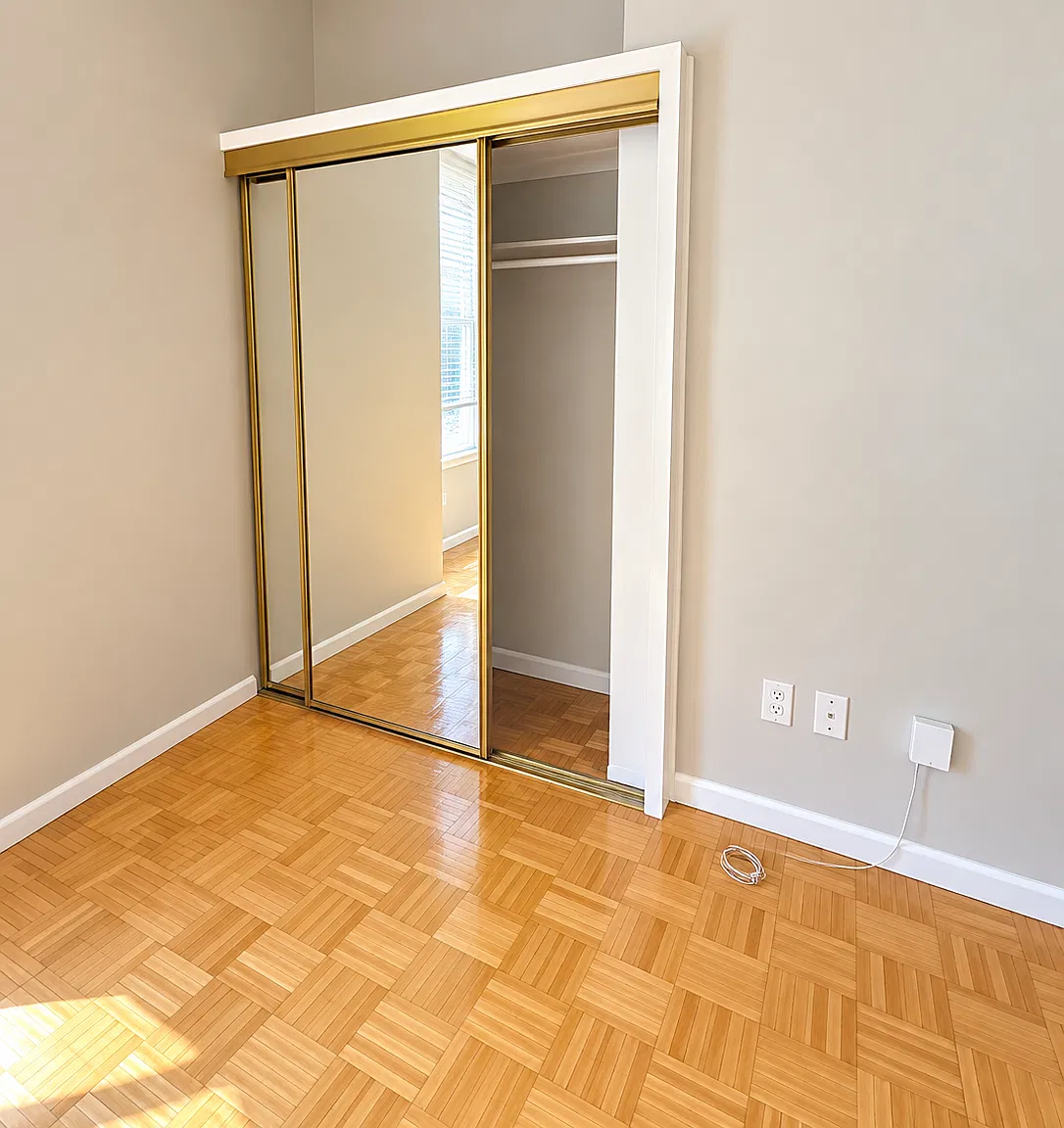 1 bed, 800 sqft, $1,900 — Photo 3