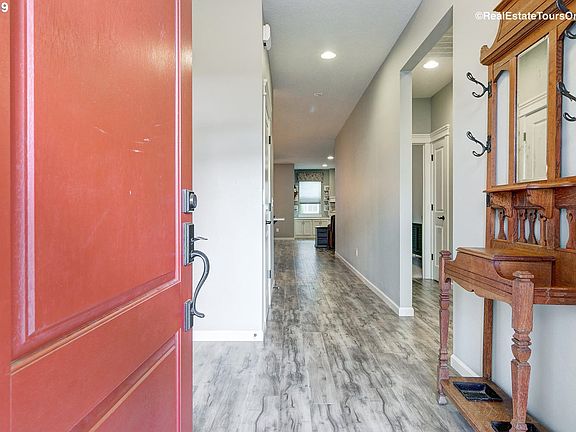 3rd image of 10501 NE 155th Ave