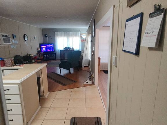 5th image of 4000 24th St N #911