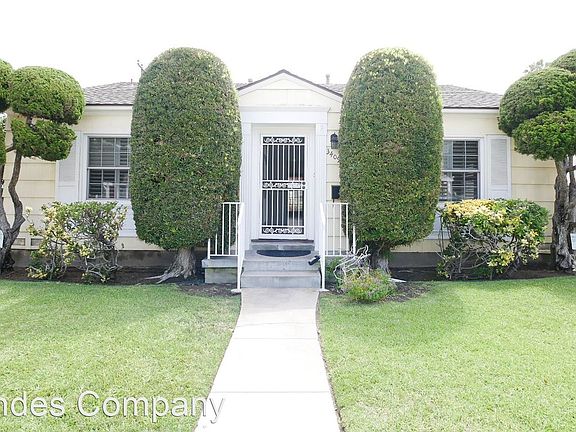 2nd image of 3409 Jewell St