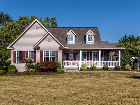 34 Teaberry Ct, Churchville, VA 24421