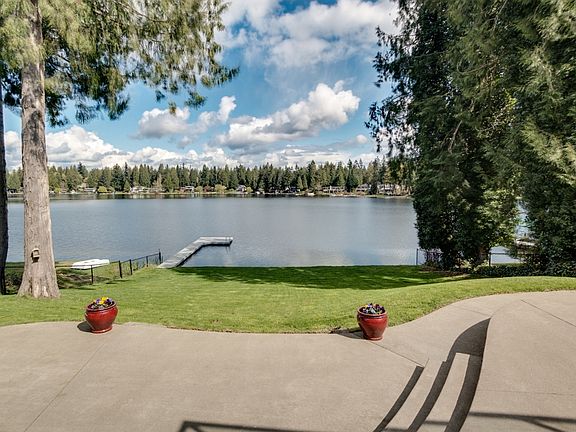 3rd image of 31240 W Lake Morton Dr SE