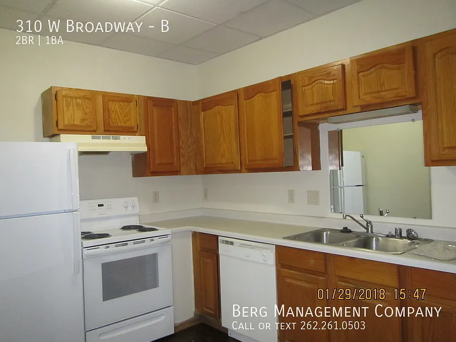 Two Bedroom One Bath — Photo 2