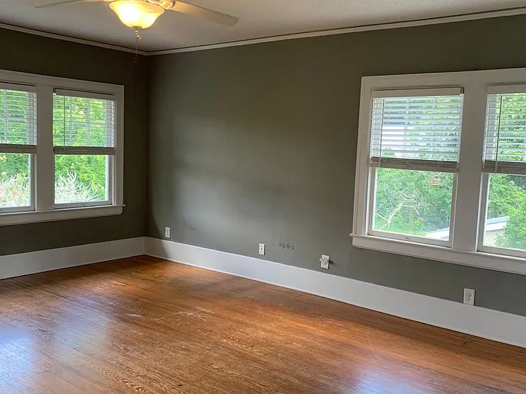 23 Colonial Dr — Photo 32