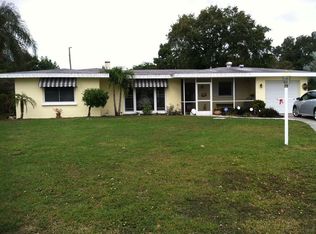 4164 Des Plaines Dr, Sarasota, FL 34233