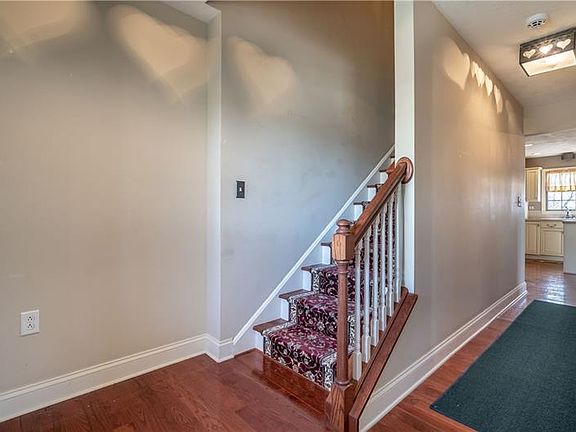 3rd image of 4034 Irene St
