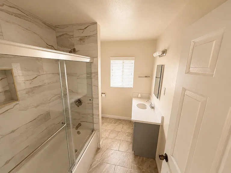 6207 Home Ave #A — Photo 3