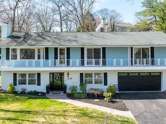 2nd image of 102 Saint Ives Dr