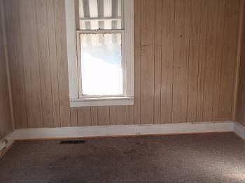 5th image of 1201 Oakley St