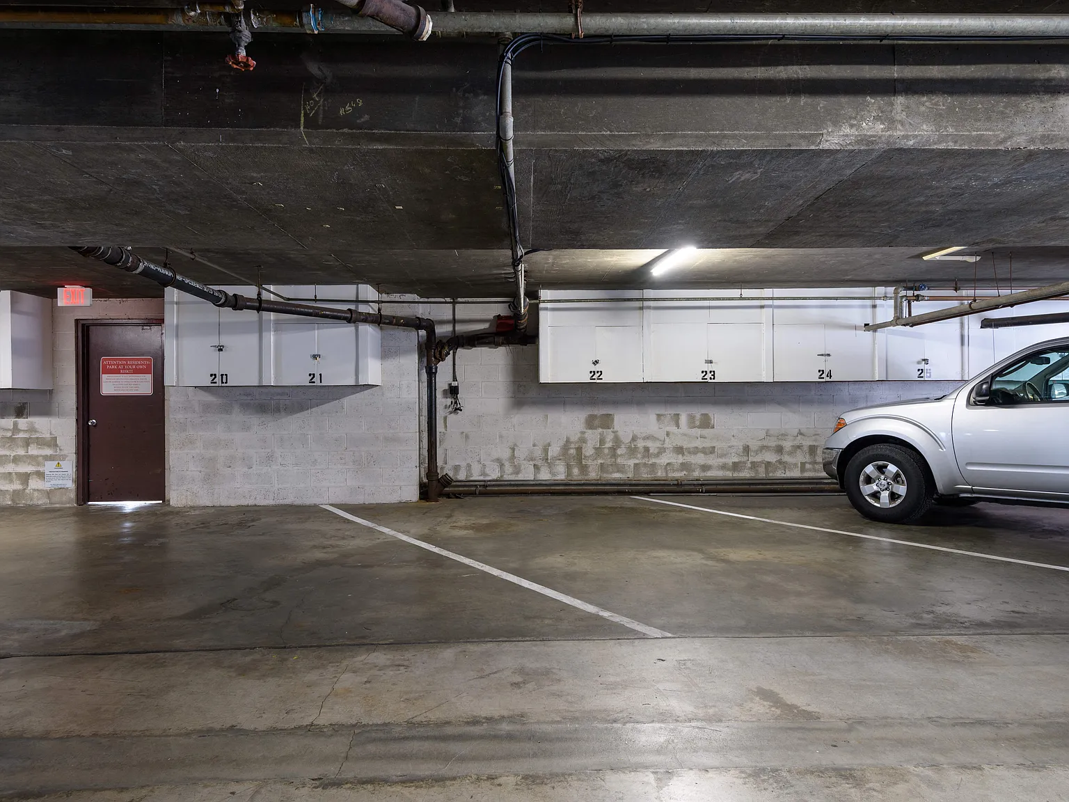 Martin Apartments — Photo 3