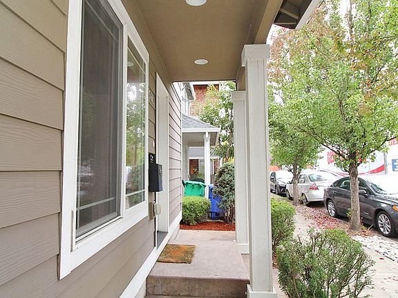 4th image of 5612 SE 22nd Ave