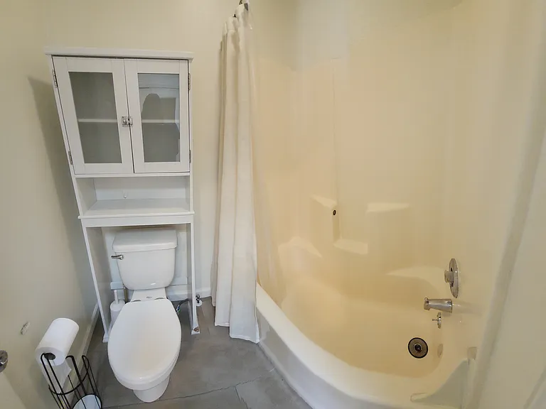 324 W Chestnut Ave — Photo 14