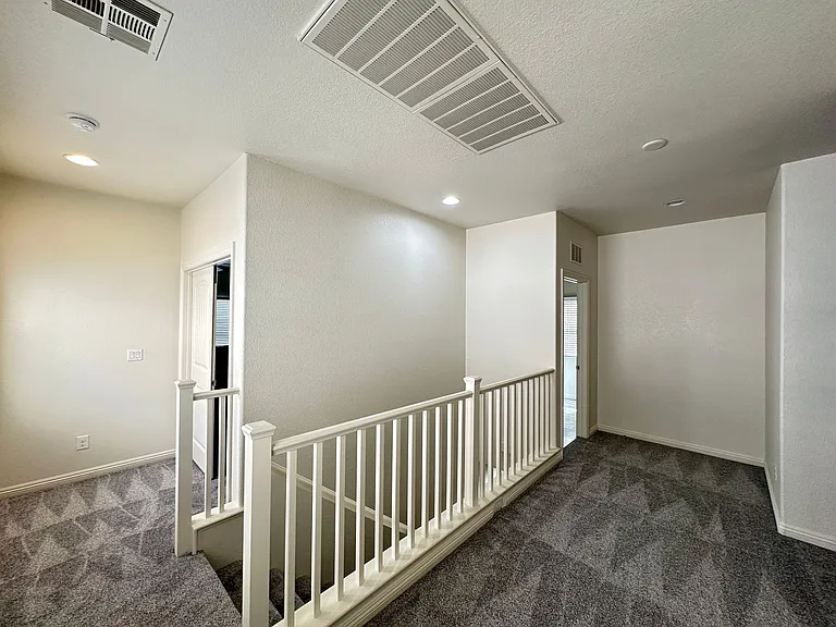 8471 Spirit Vale Ave — Photo 7
