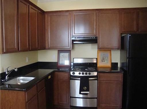 4th image of 620 Dauphine St APT 1