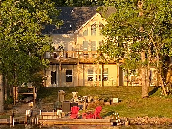 Picture from the lake