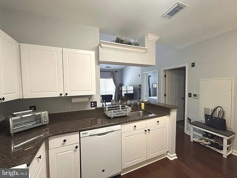 4561 Strutfield Ln #3413 — Photo 8