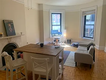 110 Newbury St #2Q — Photo 2