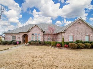2629 Redcliff Dr, Benton, AR 72019