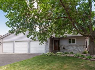 14701 Hillshire Ln, Burnsville, MN 55306