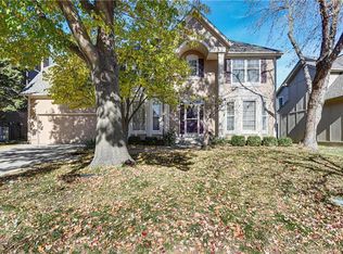 10712 W 128th Pl, Overland Park, KS 66213