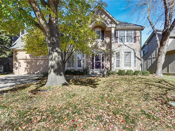 10712 W 128th Pl, Overland Park, KS 66213