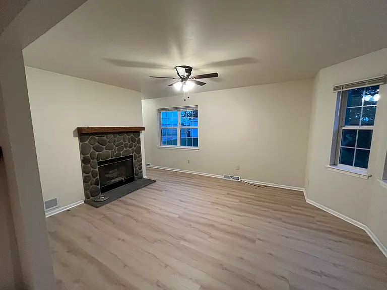 8709 High Rd — Photo 6