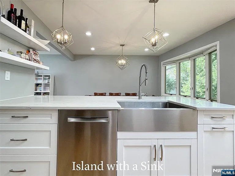 49 Walnut Dr — Photo 7