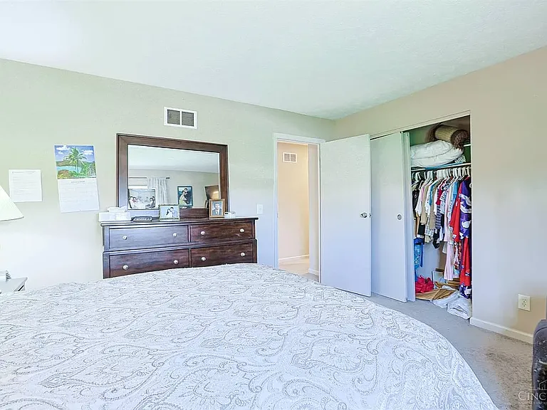 7519 Kingsgate Way — Photo 14