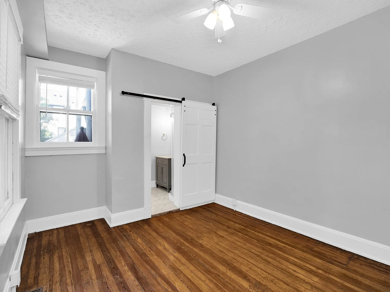5618 Whitney Place - 1 — Photo 3