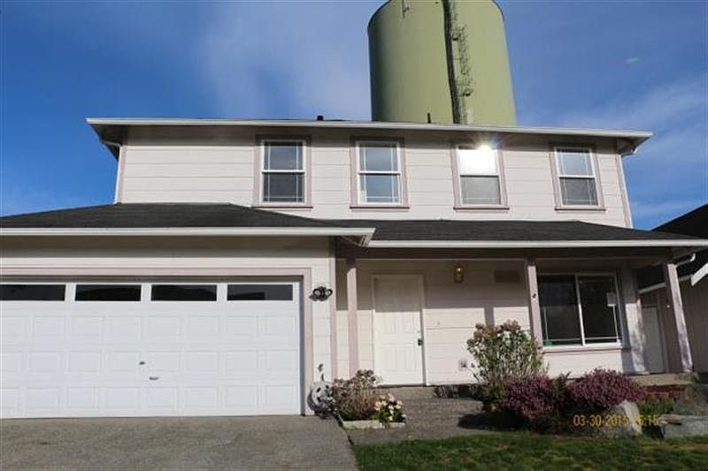 1st image of 20013 17th Ave E