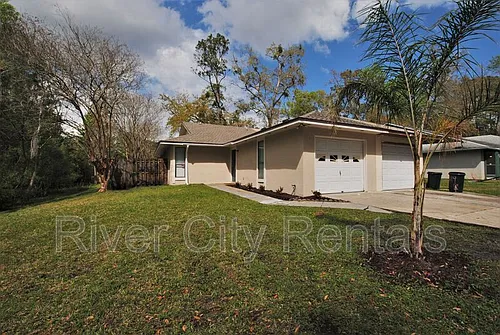 5021 Fulham Rd S Photo 1