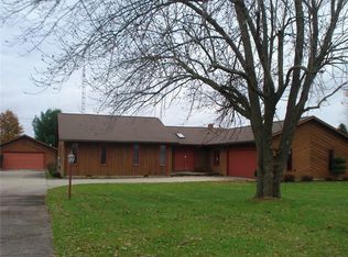 2912 S Burnett Rd, Springfield, OH 45505