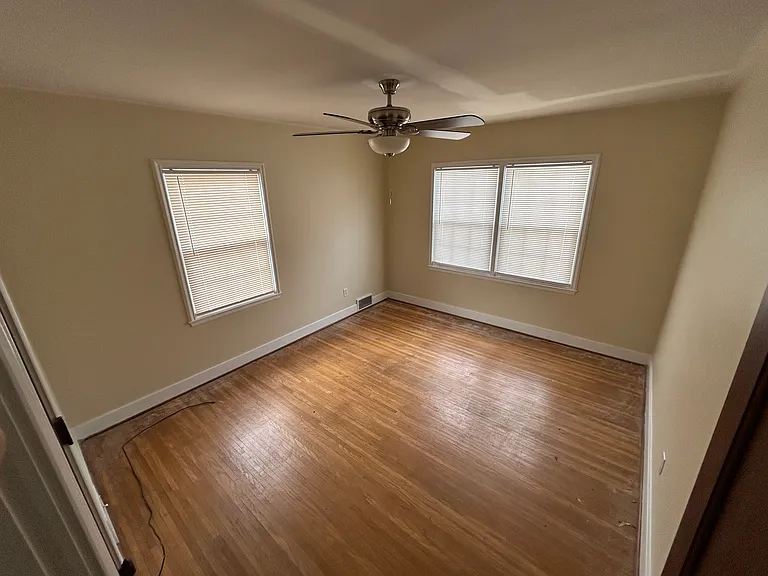 2116 Emerson Ave #4 — Photo 17
