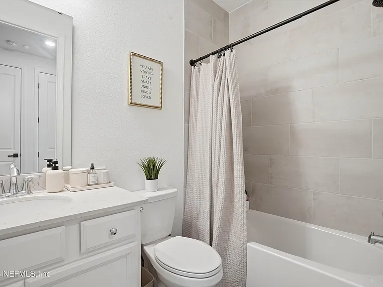 73 Oaklawn Ct — Photo 17