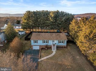 95 Cecelia St, Toms Brook, VA 22660