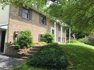 554 Mountain Valley Rd, Hallstead, PA 18822