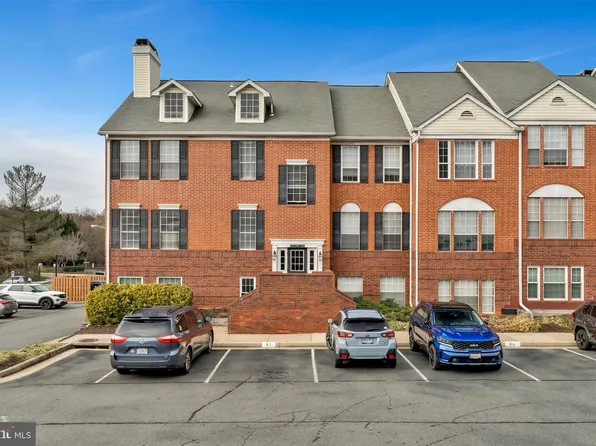 672 Gateway Dr SE Unit 602, Leesburg, VA 20175