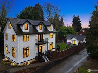 9009 Corliss Ave N, Seattle, WA 98103